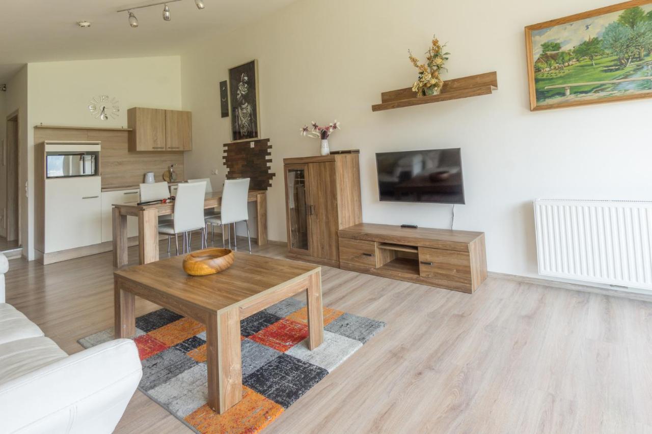 Praga Apartments & Restaurant Zell Am See-Kaprun Piesendorf Ngoại thất bức ảnh